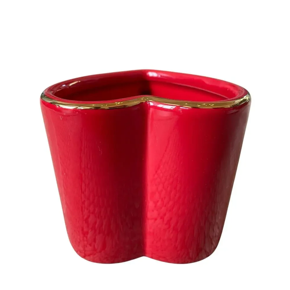 Target Threshold Heart Shaped VALENTINE Mugs Red Gold Rim 14.3oz Set of 2 New